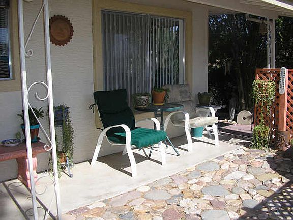 4th image of 885 W Yaqui Drive