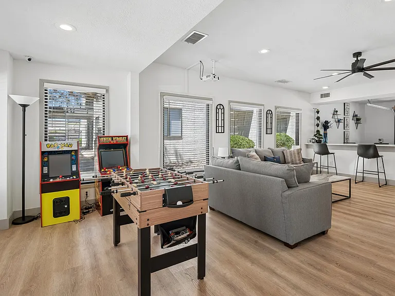 Tierra Pointe — Photo 15