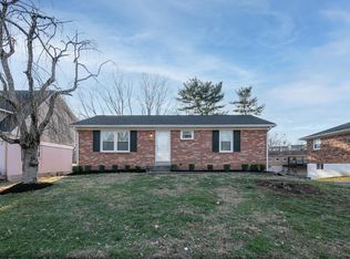 156 Manitoba Ln, Lexington, KY 40515