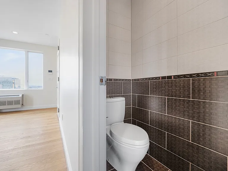 2848 Brighton 7th St #6RB — Photo 9