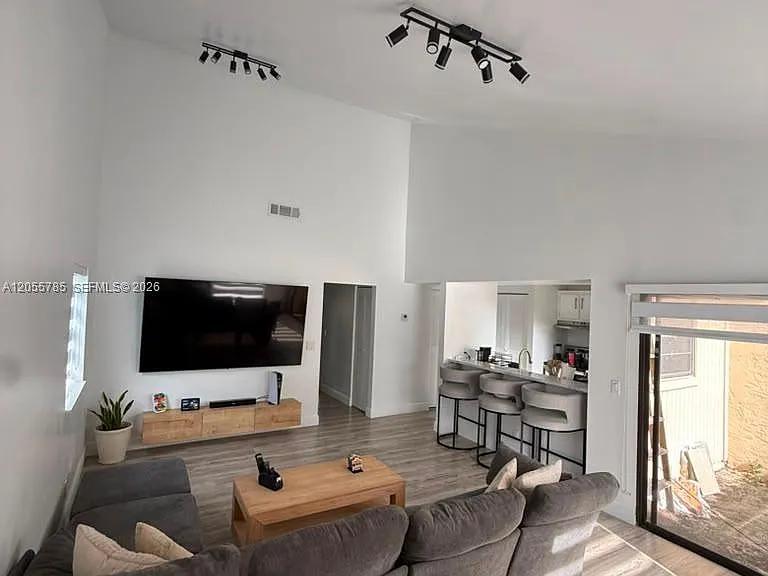 8167 SW 24th St — Photo 1