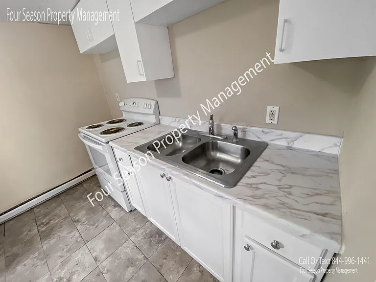 244 Winter St — Photo 8
