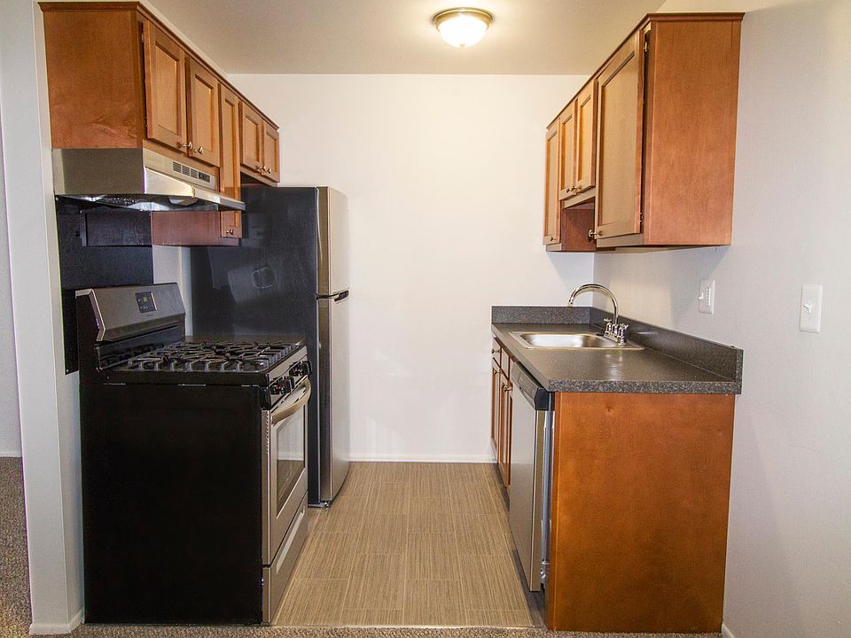 1st image of 41317 Stacy Dr #41317