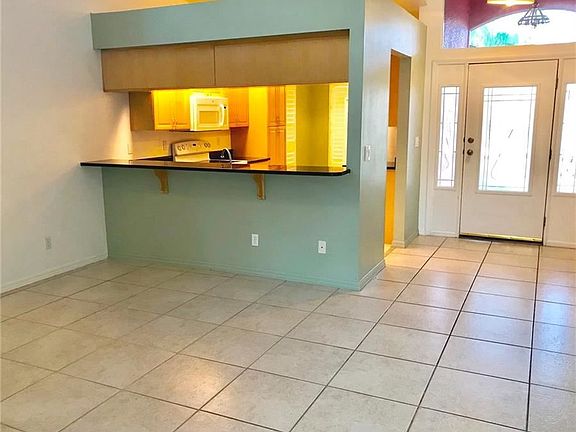 2nd image of 18209 Horseshoe Bay Cir