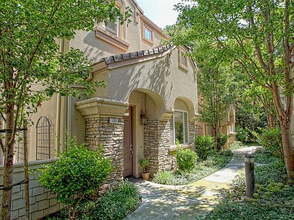 3rd image of 1498 Artisan Way