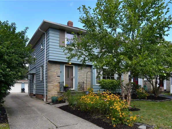 2472 Channing Rd, University Heights, OH 44118