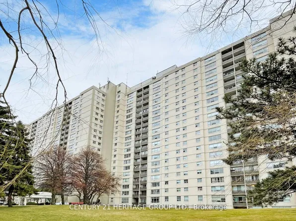 5 Parkway Forest Dr #409, Toronto, ON M2J 1L2