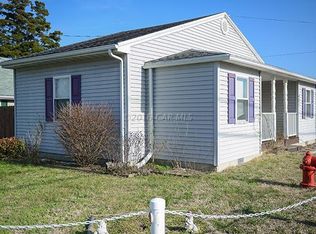 401 Chestnut St, Hebron, MD 21830