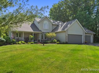 4612 Sunflower Ridge Dr NE, Ada, MI 49301