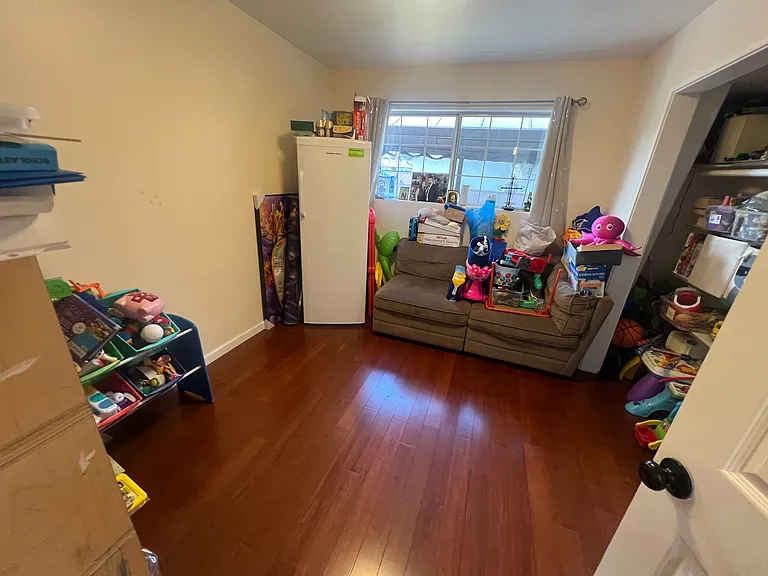 10614 Scott Ave — Photo 16