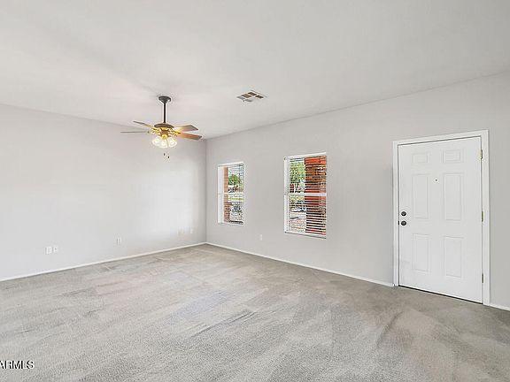 4th image of 1440 E SAINT CATHERINE Avenue