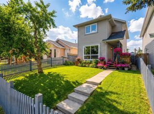 78 E Martinview Cres NE, Calgary, AB T3J 2S5