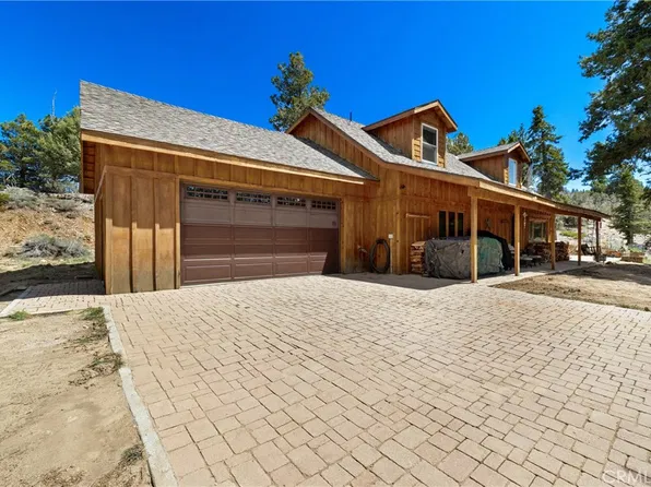 4295 Noodle Ln, Angelus Oaks, CA 92305