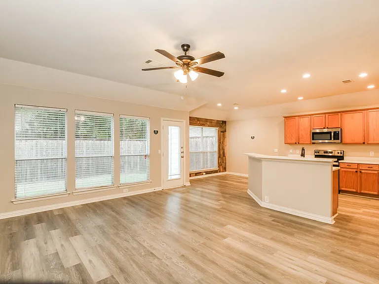 1721 Duck Cove Dr — Photo 5