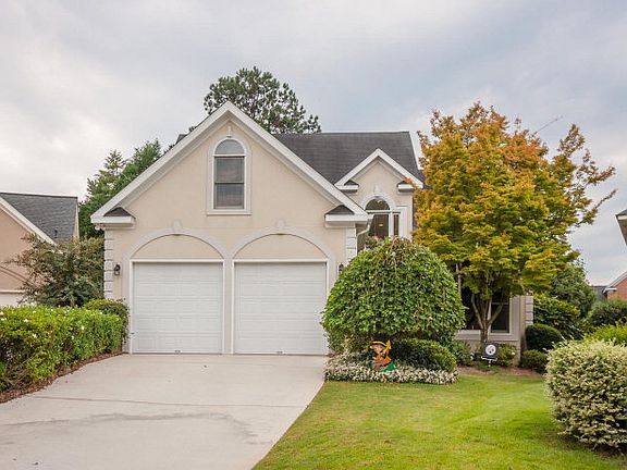 2nd image of 686 Woodhall Abbey Ct