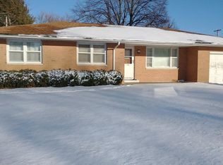 2304 Campbell Dr, Champaign, IL