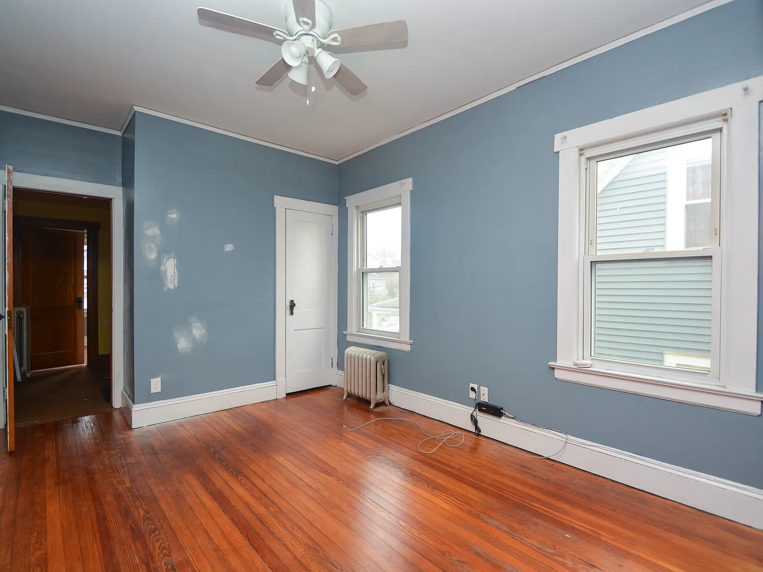 4 bed, 1205 sqft, $2,900 — Photo 2