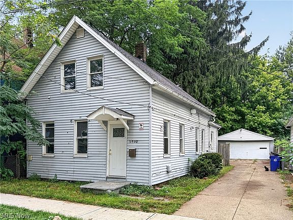 3rd image of 5910 Gilbert Ct
