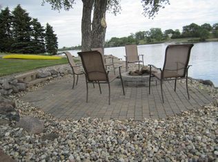 588 5th St NE, Huron, SD 57350