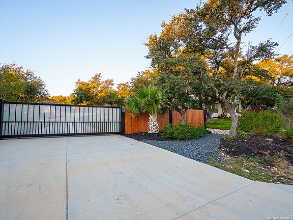 4th image of 510 E VISTA RDG