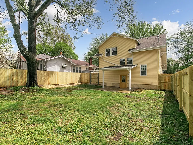 617 E Delmar St — Photo 30