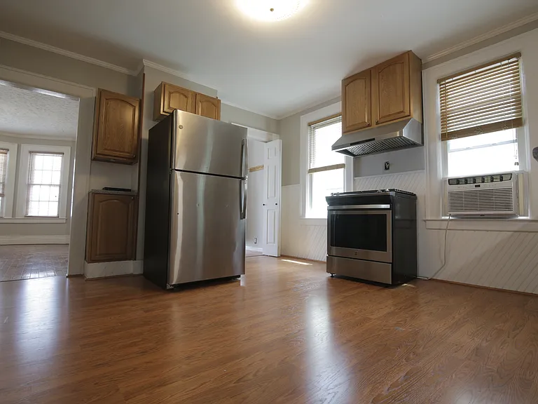 92 Peter St #2 — Photo 17