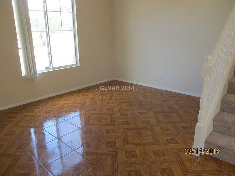 1st image of 991 Lone Pine River Ave