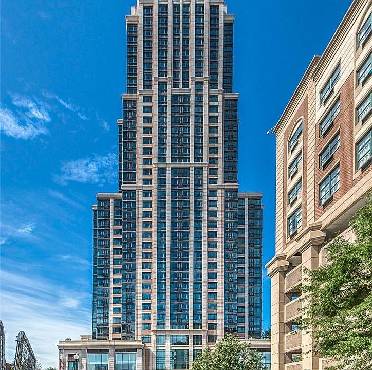 1st image of 175 Huguenot Street #1803
