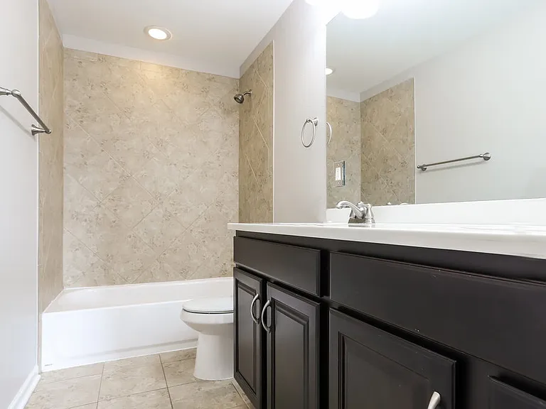 7649 Blue Water Dr — Photo 17
