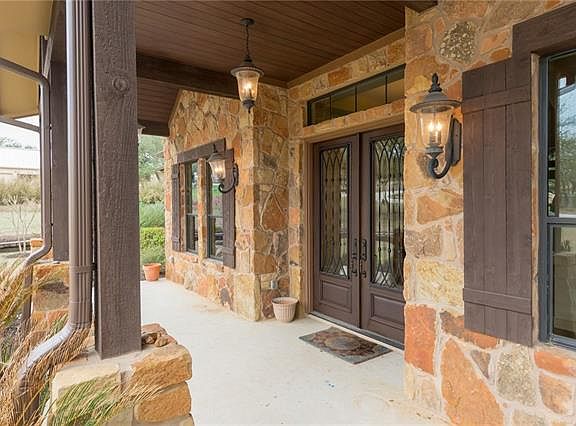 5th image of 261 Golden Eagle Ln