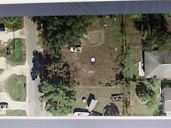 2169 Davis Ct, Fort Myers, FL 33916