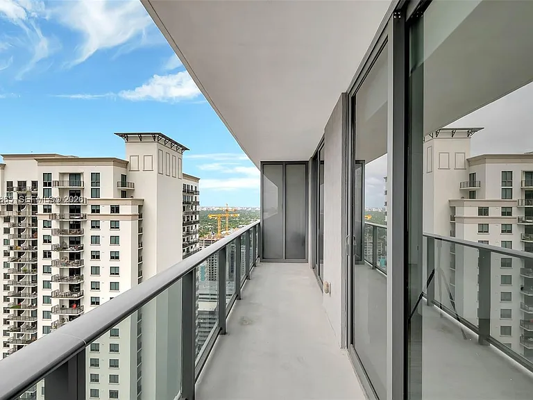 55 SW 9th St #3104 — Photo 43