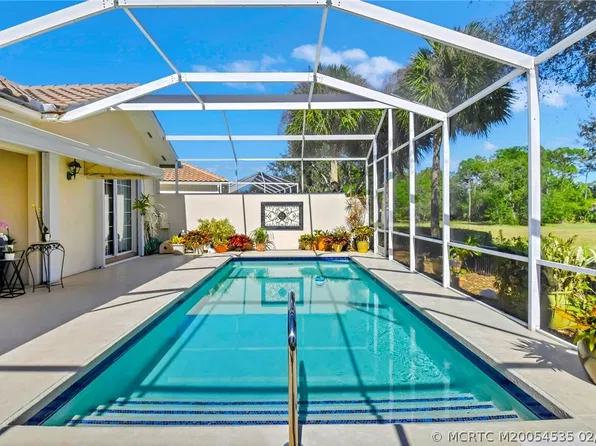 8121 SE Paurotis Ln, Hobe Sound, FL 33455