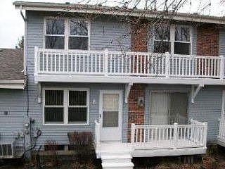2nd image of 328B Hampton Ct