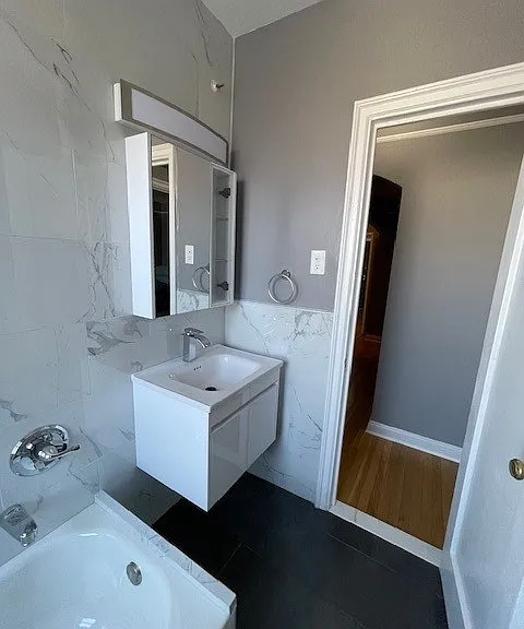 300 Main St #6B — Photo 5
