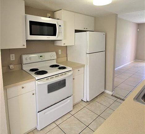 2nd image of 5310 26th St W Unit 1904