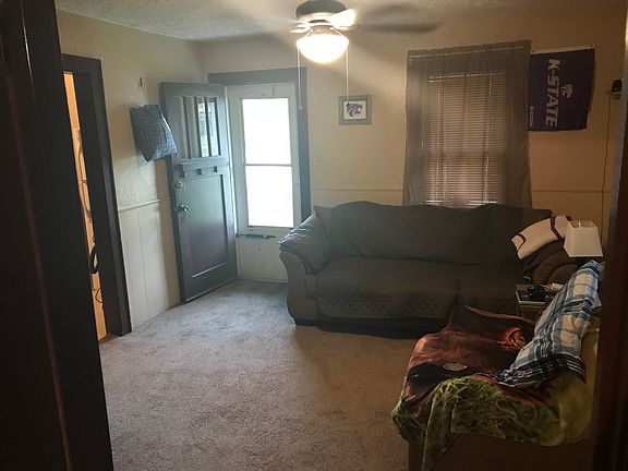 5th image of 1601 8th Ave