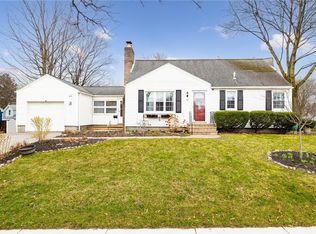 55 Farmington Rd, Rochester, NY 14609