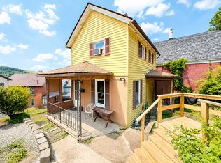 653 5th St, Pitcairn, PA 15140