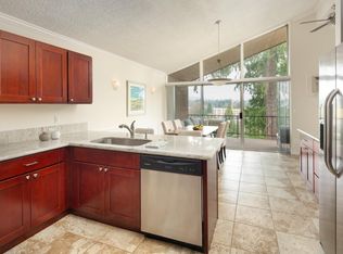 10300 SE Waverly Ct #S102, Portland, OR 97222
