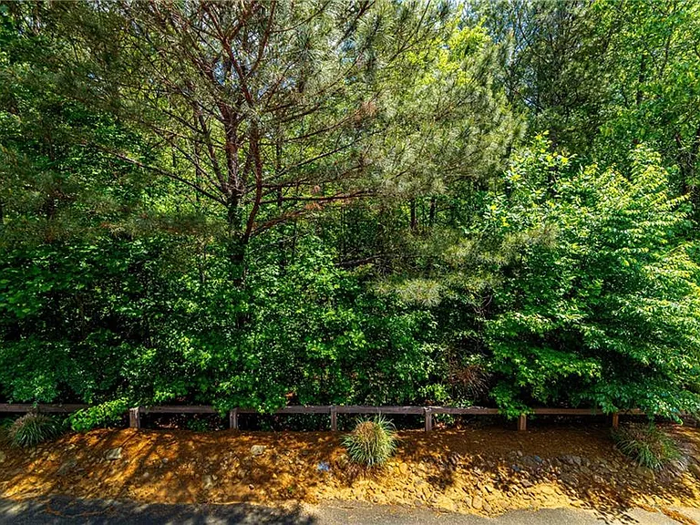 2657 Cedar Dr — Photo 30