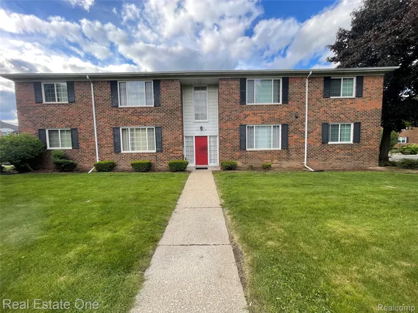 25341 Shiawassee Cir APT 201, Southfield, MI 48033