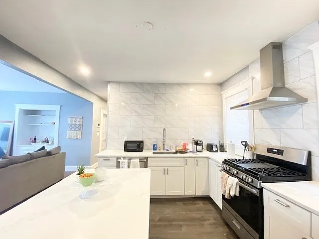 27 Doris St #3 — Photo 4