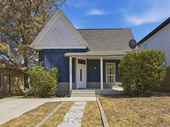 1321 Stewart St, Fort Worth, TX 76104