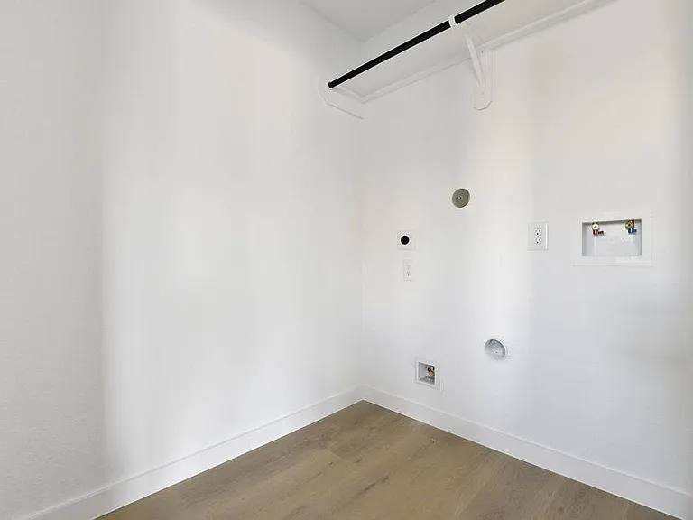 6417 Eastland St #A — Photo 25