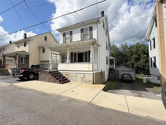 3rd image of 46 E Mill St