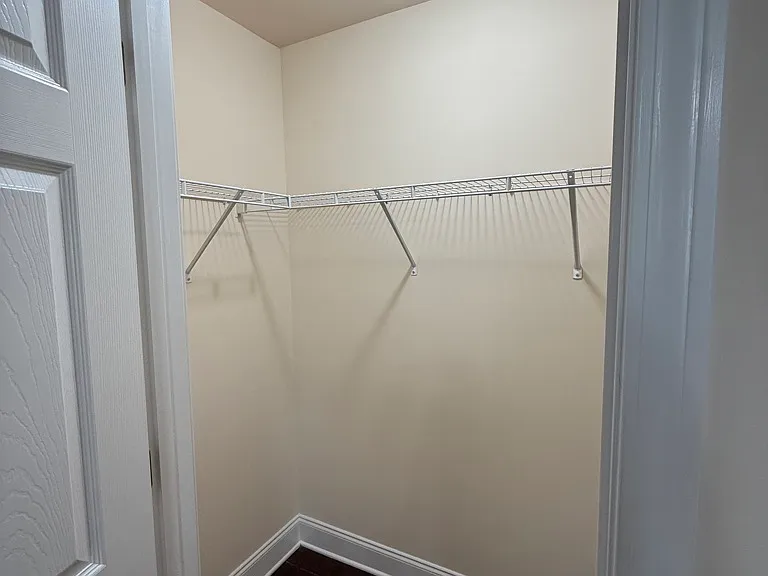 6214 Helen St — Photo 15