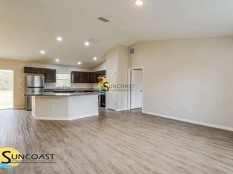 10 Juniper Trl — Photo 6