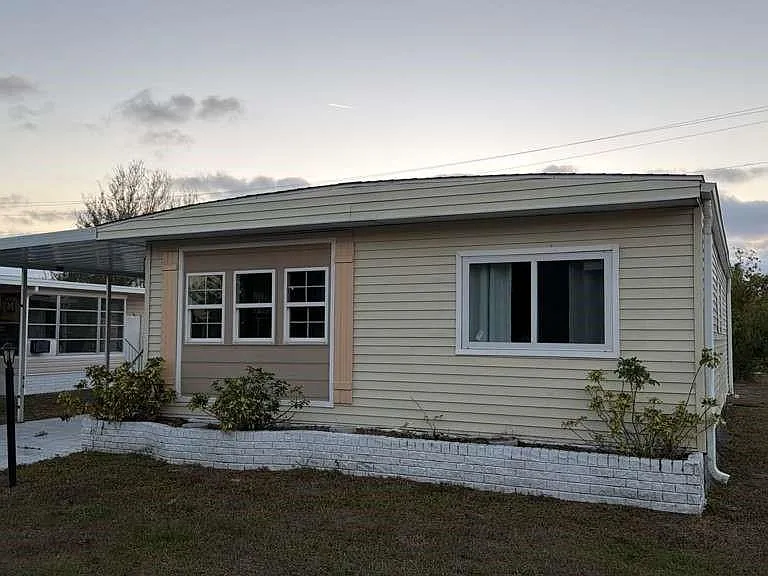 530 Sun Up St — Photo 11