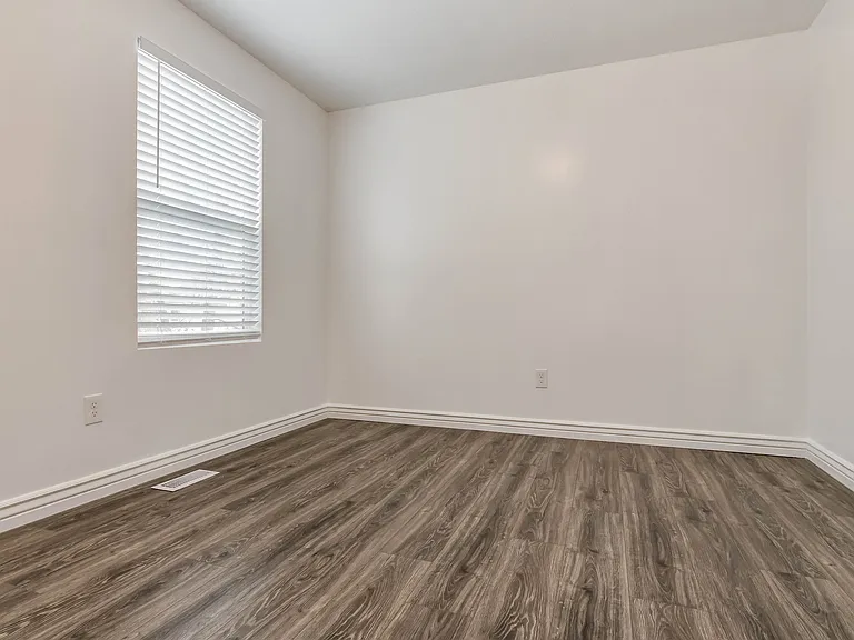 33 N Cameron St — Photo 18